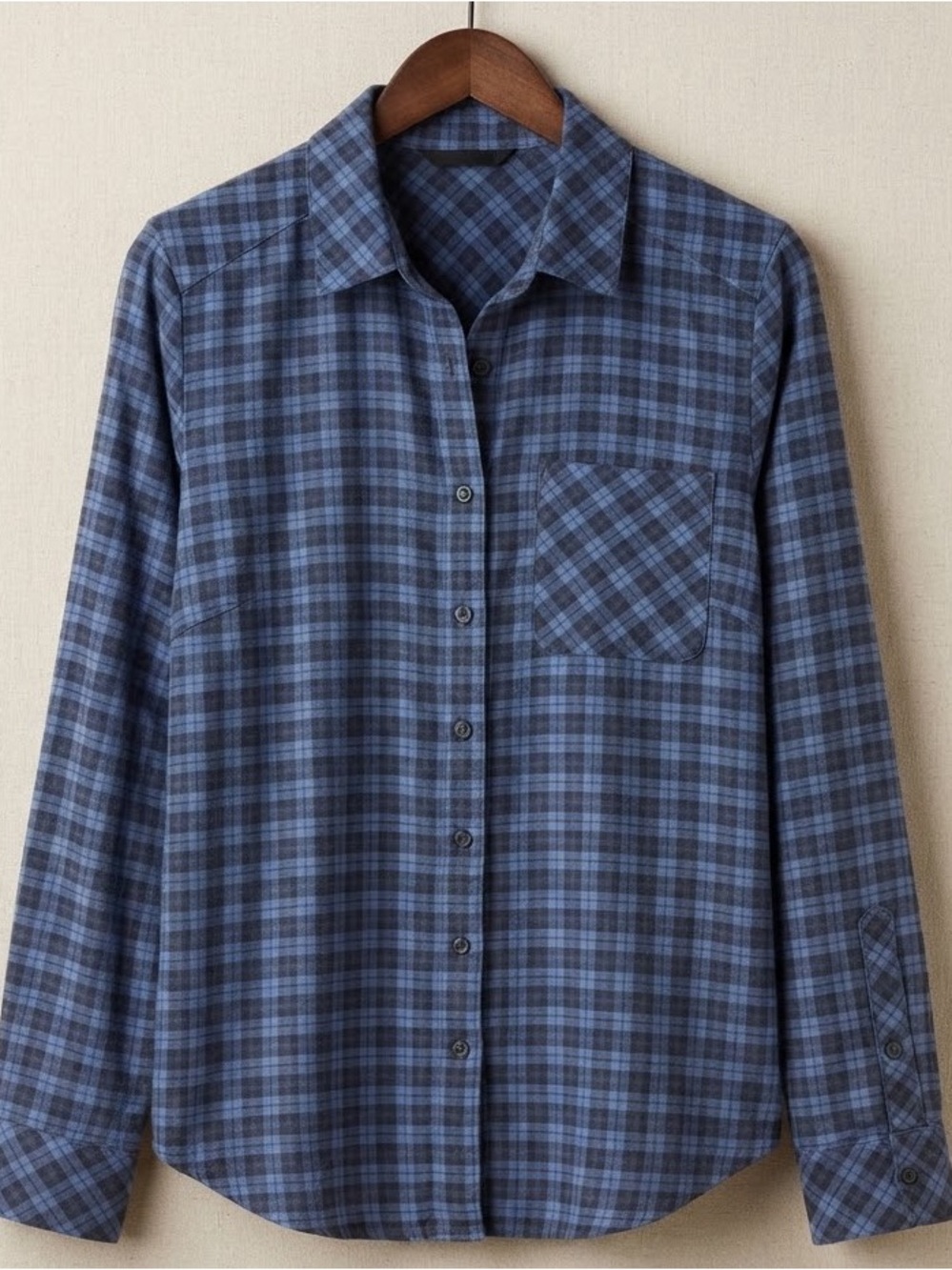Torrid Women’s Blue Plaid Button Up Shirt